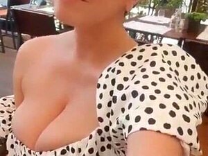 Nives - Porno @ CuloNudo.com