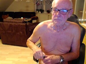 Vídeos de sexo e pornografia Homem Mais Velho Gay em alta ...