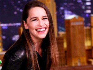 Vídeos de sexo e pornografia Emilia Clarke Porn em alta qualidade ...