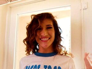 Ragazza Di Milano Scopa Al Mare - Porno @ CuloNudo.com