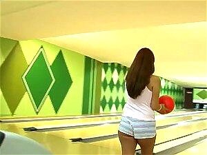 Fish Bowl - Porno @ CuloNudo.com