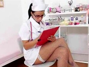 Kirsten Planta Naughty Enfermeira Espéculo Peças Porn